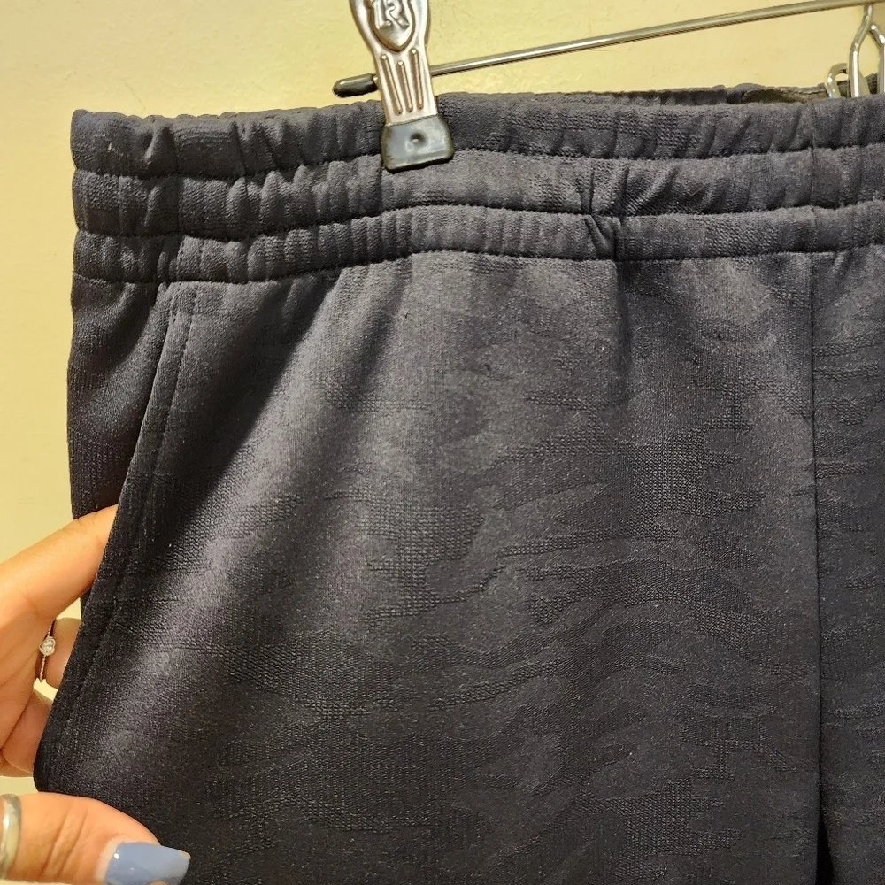 Banana Republic Men's navy Casual Drawnstring Pull on Ankle zip pants size M